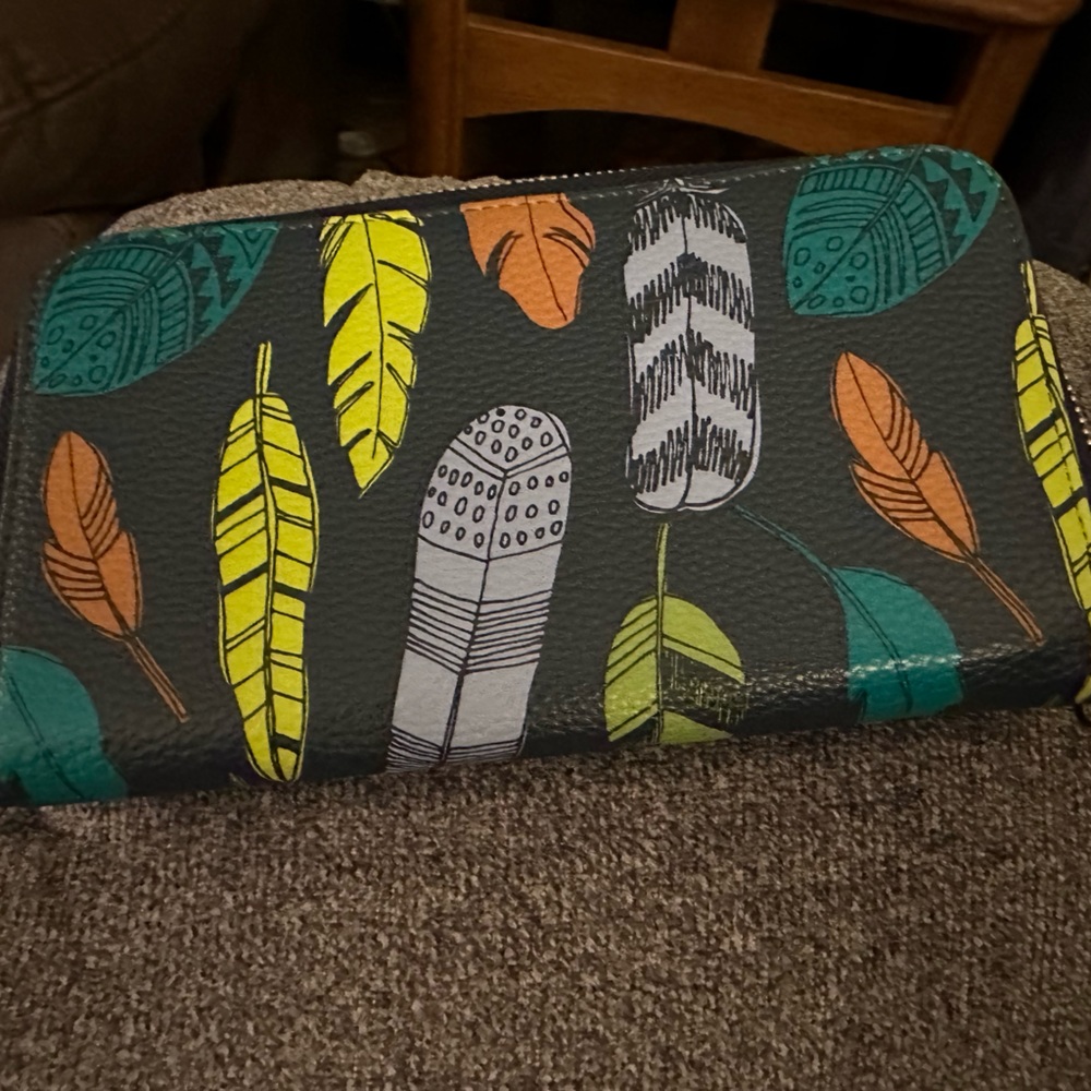 Thirty One Wallet